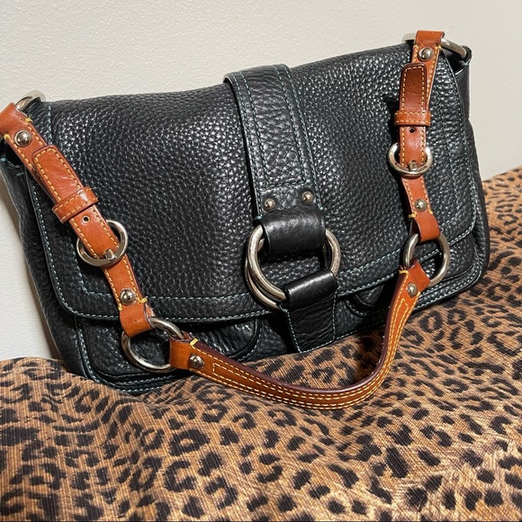 Coach Handbags - Vintage black Coach Chelsea Pebble Leather Handbag F063-8A41